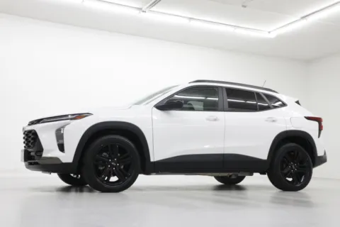 Photos of 2024 Chevrolet Trax ACTIV for sale in Clinton, MO at Jim Falk Motors