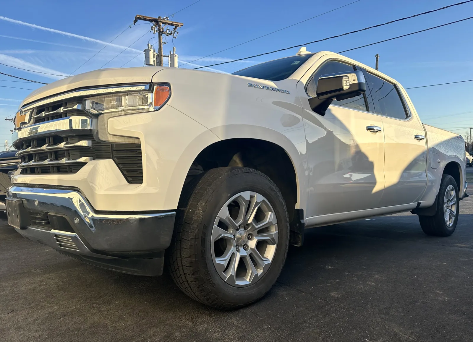 2023 Chevrolet Silverado 1500 LTZ's photo