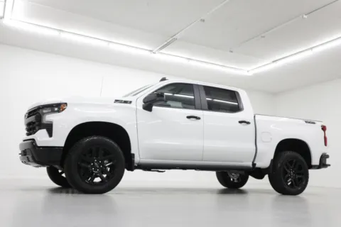 Photos of 2026 Chevrolet Silverado 1500 LT Trail Boss for sale in Clinton, MO at Jim Falk Motors