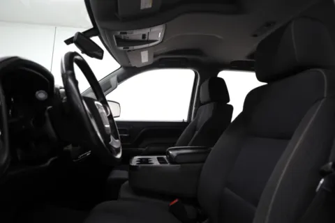 More photos of 2017 GMC Sierra 1500 SLE at Jim Falk Motors, MO