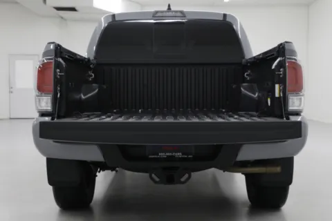 More photos of 2020 Toyota Tacoma TRD Sport at Jim Falk Motors, MO