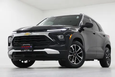 Black 2024 Chevrolet Trailblazer LT for sale in Clinton, MO