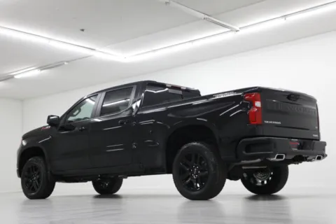More photos of 2026 Chevrolet Silverado 1500 LT Trail Boss at Jim Falk Motors, MO