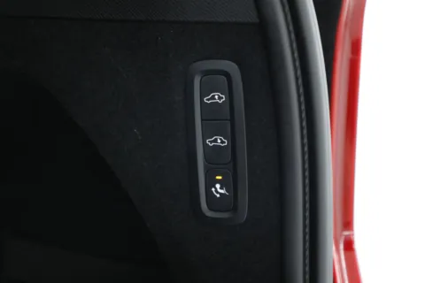 More photos of 2020 Volvo XC90 Inscription at Jim Falk Motors, MO