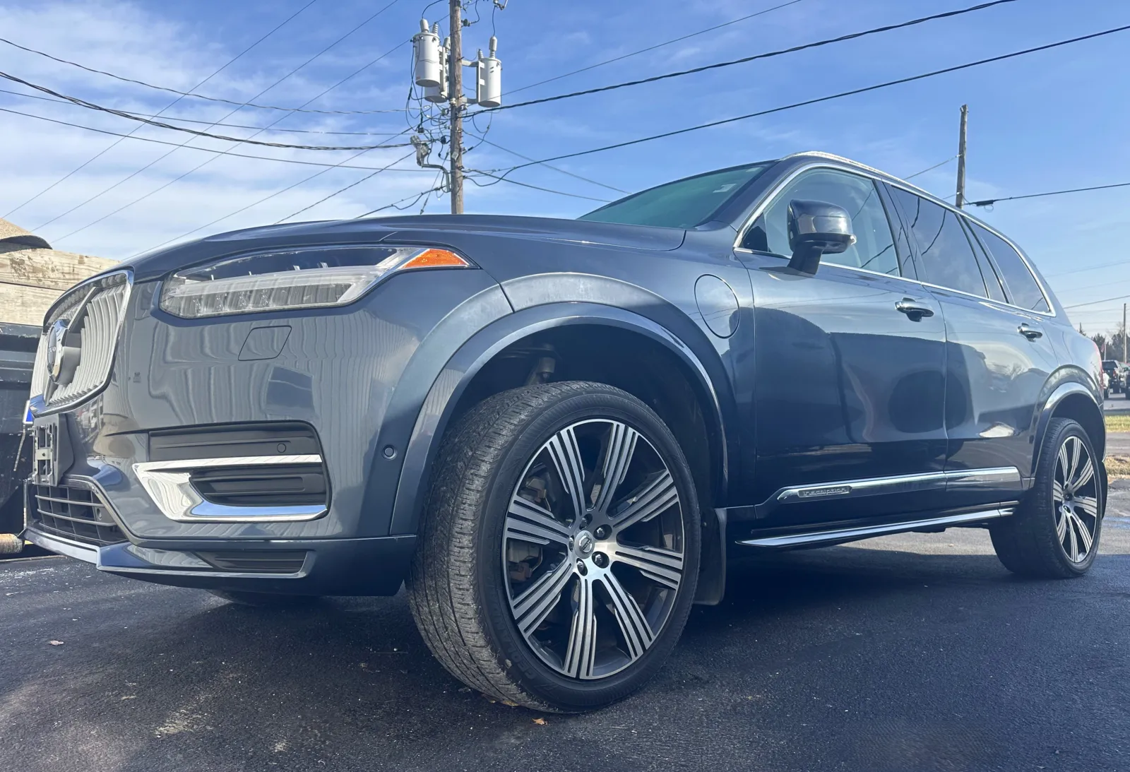 2020 Volvo XC90 Inscription's photo
