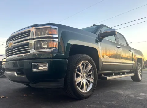 Green 2015 Chevrolet Silverado 1500 High Country for sale in Clinton, MO