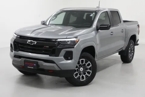 More photos of 2023 Chevrolet Colorado 4WD Z71 at Jim Falk Motors, MO