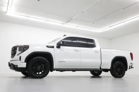 Another view of 2023 GMC Sierra 1500 Elevation for sale in Clinton, MO at Jim Falk Motors