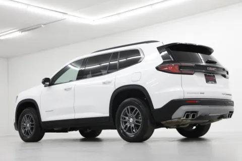 More photos of 2025 GMC Acadia AWD Elevation at Jim Falk Motors, MO