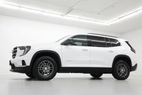 Photos of 2025 GMC Acadia AWD Elevation for sale in Clinton, MO at Jim Falk Motors