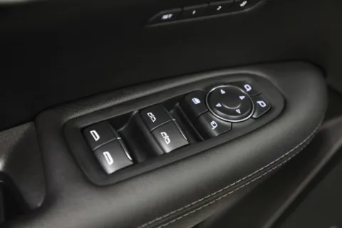 More photos of 2025 Cadillac XT5 FWD Premium Luxury at Jim Falk Motors, MO