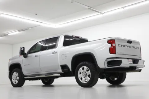 More photos of 2020 Chevrolet Silverado 2500HD LTZ at Jim Falk Motors, MO