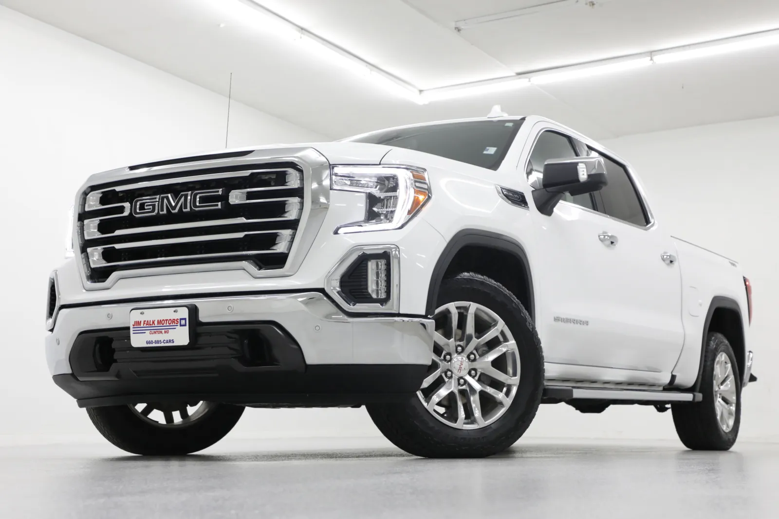 2021 GMC Sierra SLT's photo