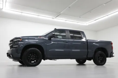 Photos of 2020 Chevrolet Silverado 1500 RST for sale in Clinton, MO at Jim Falk Motors