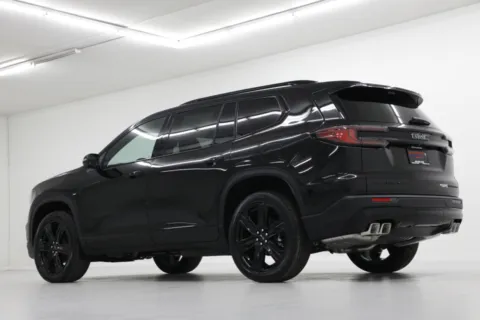 More photos of 2026 GMC Acadia AWD Elevation at Jim Falk Motors, MO