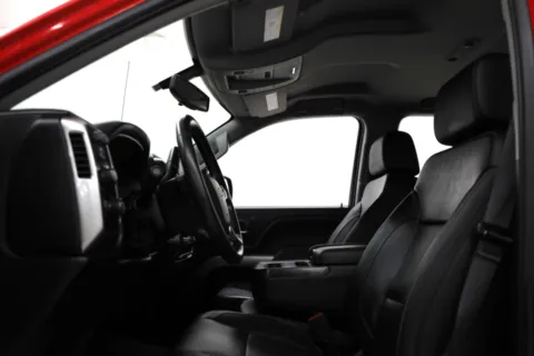 More photos of 2018 Chevrolet Silverado 1500 LT at Jim Falk Motors, MO