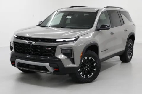 More photos of 2026 Chevrolet Traverse AWD Z71 at Jim Falk Motors, MO