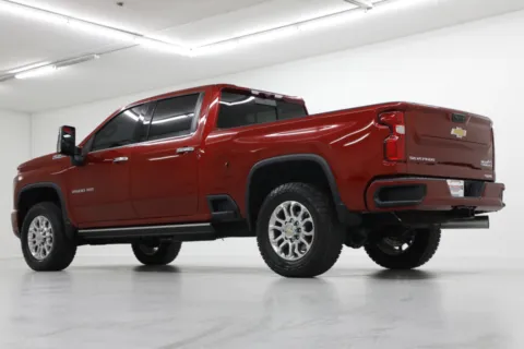 More photos of 2023 Chevrolet Silverado 2500HD High Country at Jim Falk Motors, MO