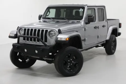 Silver 2021 Jeep Gladiator Sport for sale in Clinton, MO