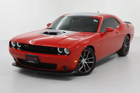 More photos of 2017 Dodge Challenger 392 Hemi Scat Pack Shaker at Jim Falk Motors, MO