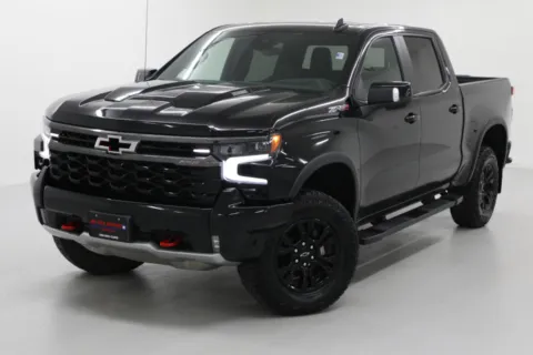 More photos of 2024 Chevrolet Silverado 1500 ZR2 at Jim Falk Motors, MO