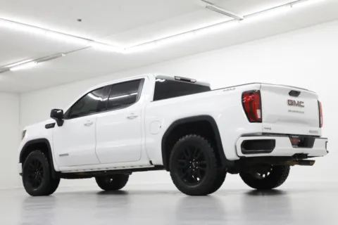 More photos of 2021 GMC Sierra 1500 Elevation at Jim Falk Motors, MO