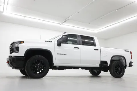 Photos of 2026 Chevrolet Silverado 2500HD LT for sale in Clinton, MO at Jim Falk Motors