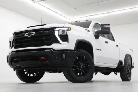 White 2026 Chevrolet Silverado 2500HD LT for sale in Clinton, MO
