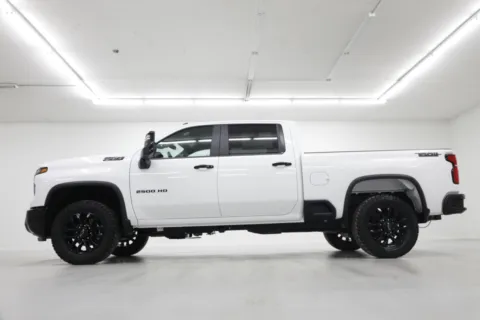 Another view of 2026 Chevrolet Silverado 2500HD LT for sale in Clinton, MO at Jim Falk Motors