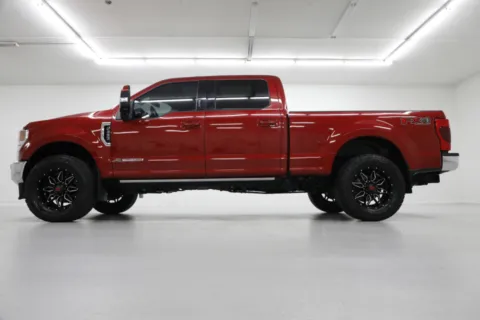 Another view of 2020 Ford Super Duty F-350 SRW LARIAT for sale in Clinton, MO at Jim Falk Motors