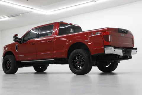 More photos of 2020 Ford Super Duty F-350 SRW LARIAT at Jim Falk Motors, MO