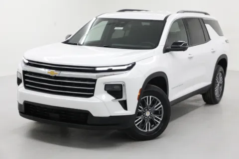 More photos of 2026 Chevrolet Traverse AWD LT at Jim Falk Motors, MO
