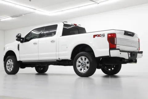 More photos of 2022 Ford Super Duty F-250 SRW Platinum at Jim Falk Motors, MO
