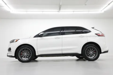Another view of 2020 Ford Edge ST for sale in Clinton, MO at Jim Falk Motors