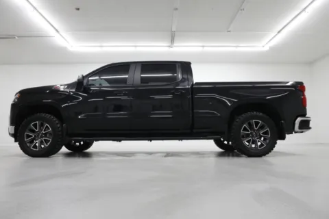 Another view of 2021 Chevrolet Silverado 1500 LT for sale in Clinton, MO at Jim Falk Motors