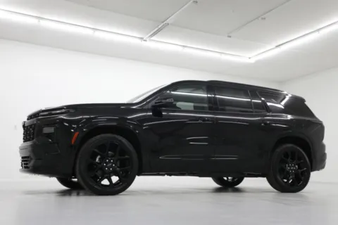 Photos of 2026 Chevrolet Traverse AWD RS for sale in Clinton, MO at Jim Falk Motors