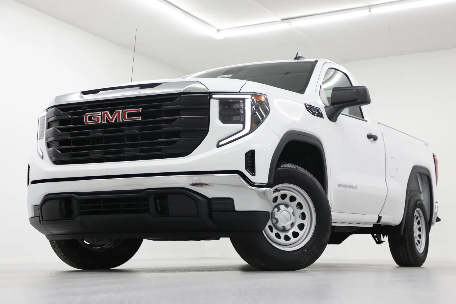 White 2026 GMC Sierra 1500 Pro for sale in Clinton, MO