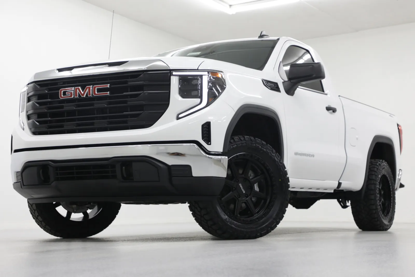 2026 GMC Sierra 1500 Pro for sale in Clinton, MO