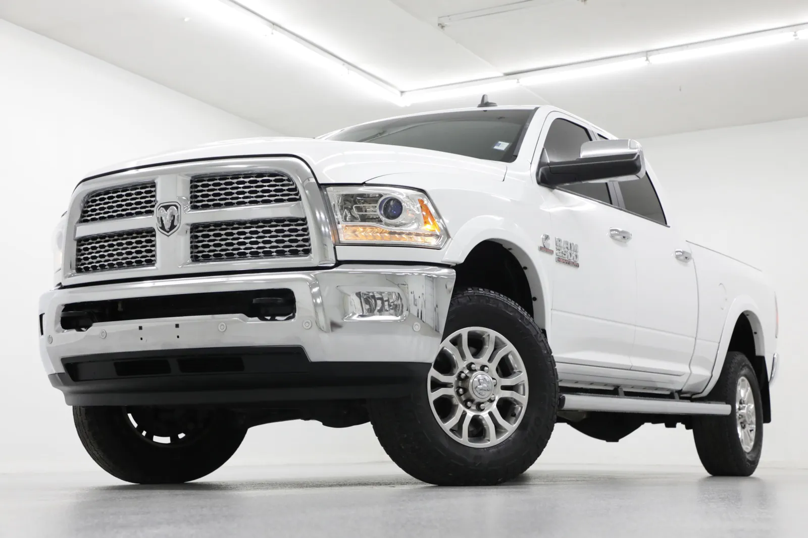 White 2018 Ram 2500 Laramie for sale in Clinton, MO