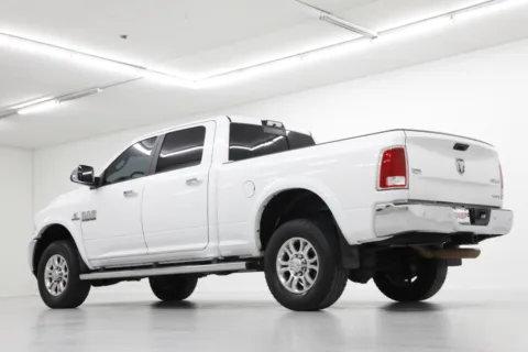 More photos of 2018 Ram 2500 Laramie at Jim Falk Motors, MO