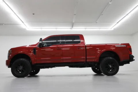 Another view of 2022 Ford Super Duty F-250 SRW LARIAT for sale in Clinton, MO at Jim Falk Motors