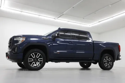 Photos of 2020 GMC Sierra 1500 AT4 for sale in Clinton, MO at Jim Falk Motors