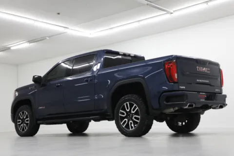 More photos of 2020 GMC Sierra 1500 AT4 at Jim Falk Motors, MO