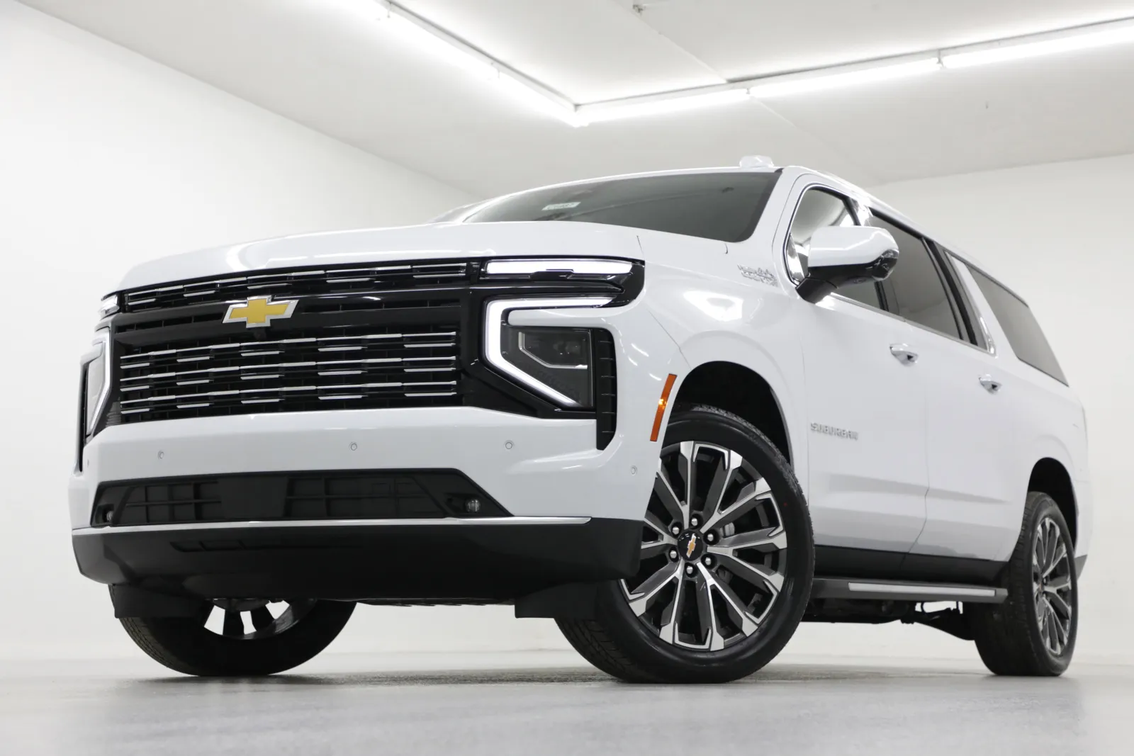 White 2026 Chevrolet Suburban High Country for sale in Clinton, MO