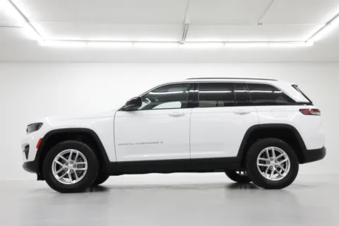 Photos of 2025 Jeep Grand Cherokee Laredo X for sale in Clinton, MO at Jim Falk Motors