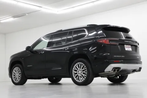 More photos of 2025 GMC Acadia AWD Denali at Jim Falk Motors, MO