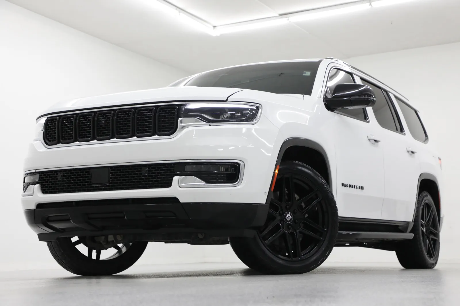 White 2023 Jeep Wagoneer for sale in Clinton, MO