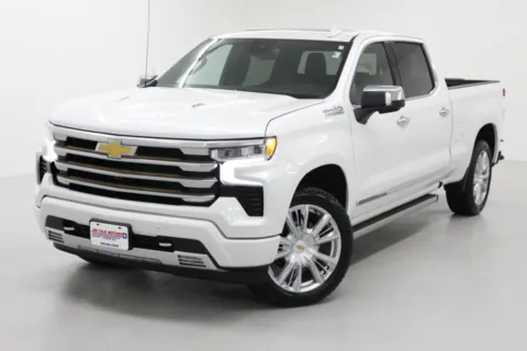 More photos of 2022 Chevrolet Silverado 1500 High Country at Jim Falk Motors, MO