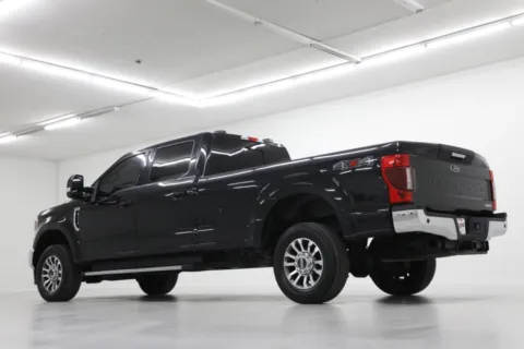 More photos of 2022 Ford Super Duty F-250 SRW LARIAT at Jim Falk Motors, MO