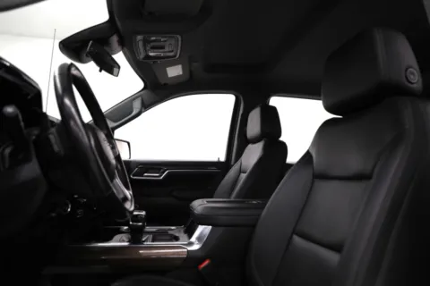 More photos of 2022 Chevrolet Silverado 1500 RST at Jim Falk Motors, MO